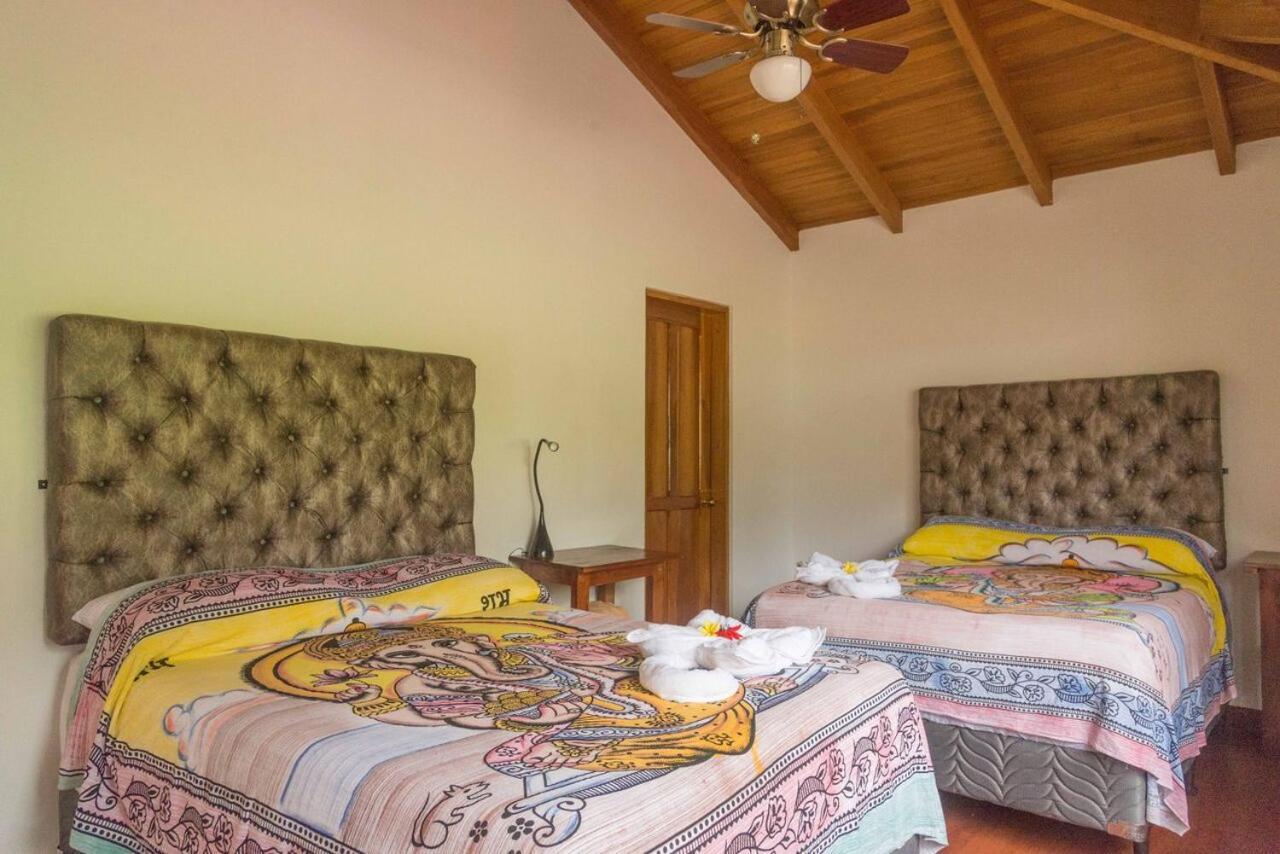 Luna Inn B&B Ciudad Cariari 外观 照片