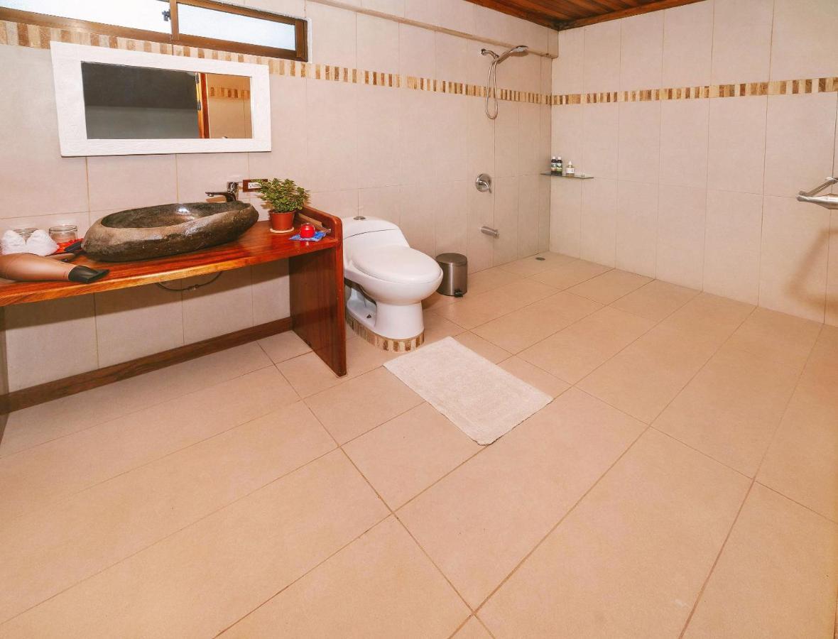 Luna Inn B&B Ciudad Cariari 外观 照片
