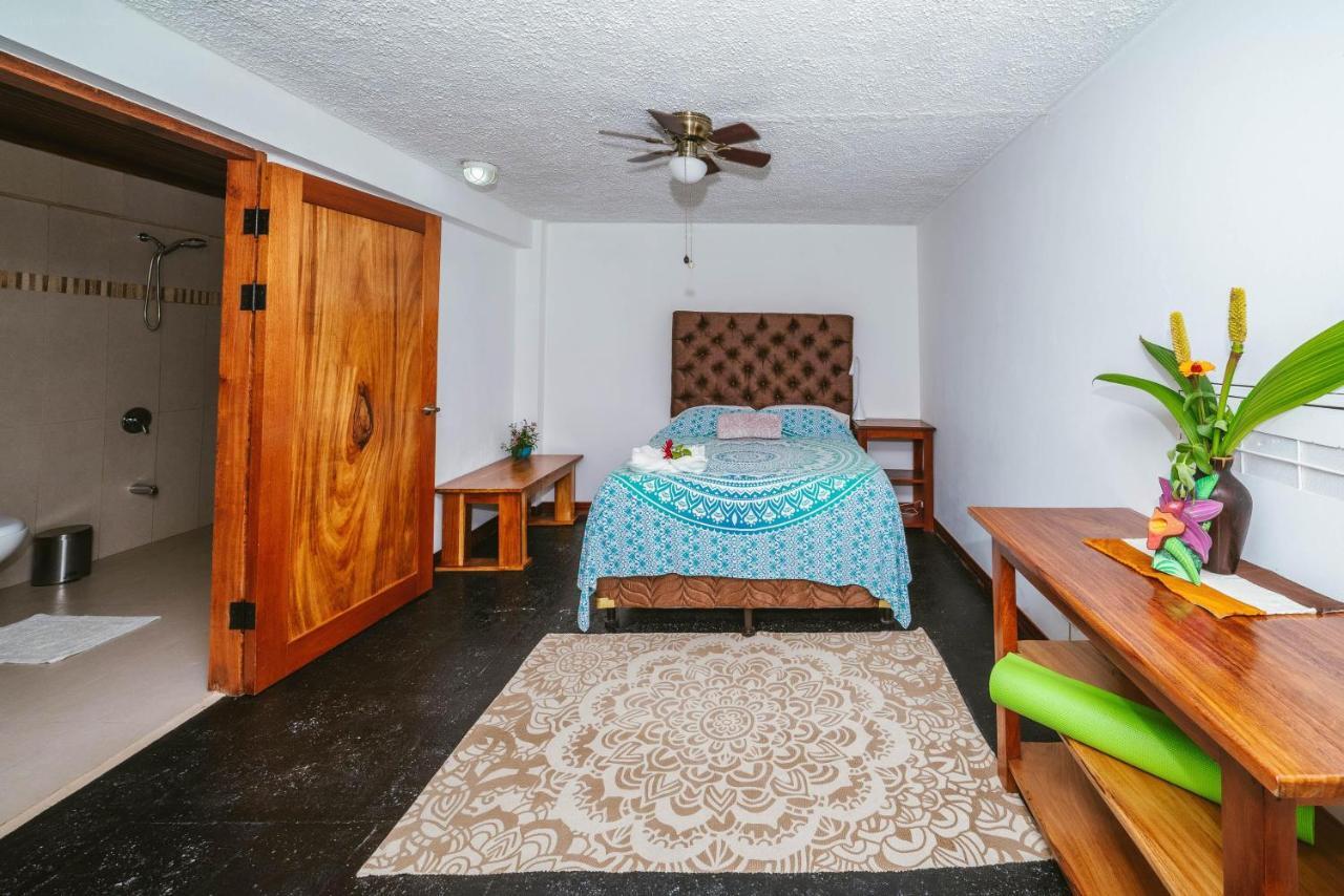 Luna Inn B&B Ciudad Cariari 外观 照片