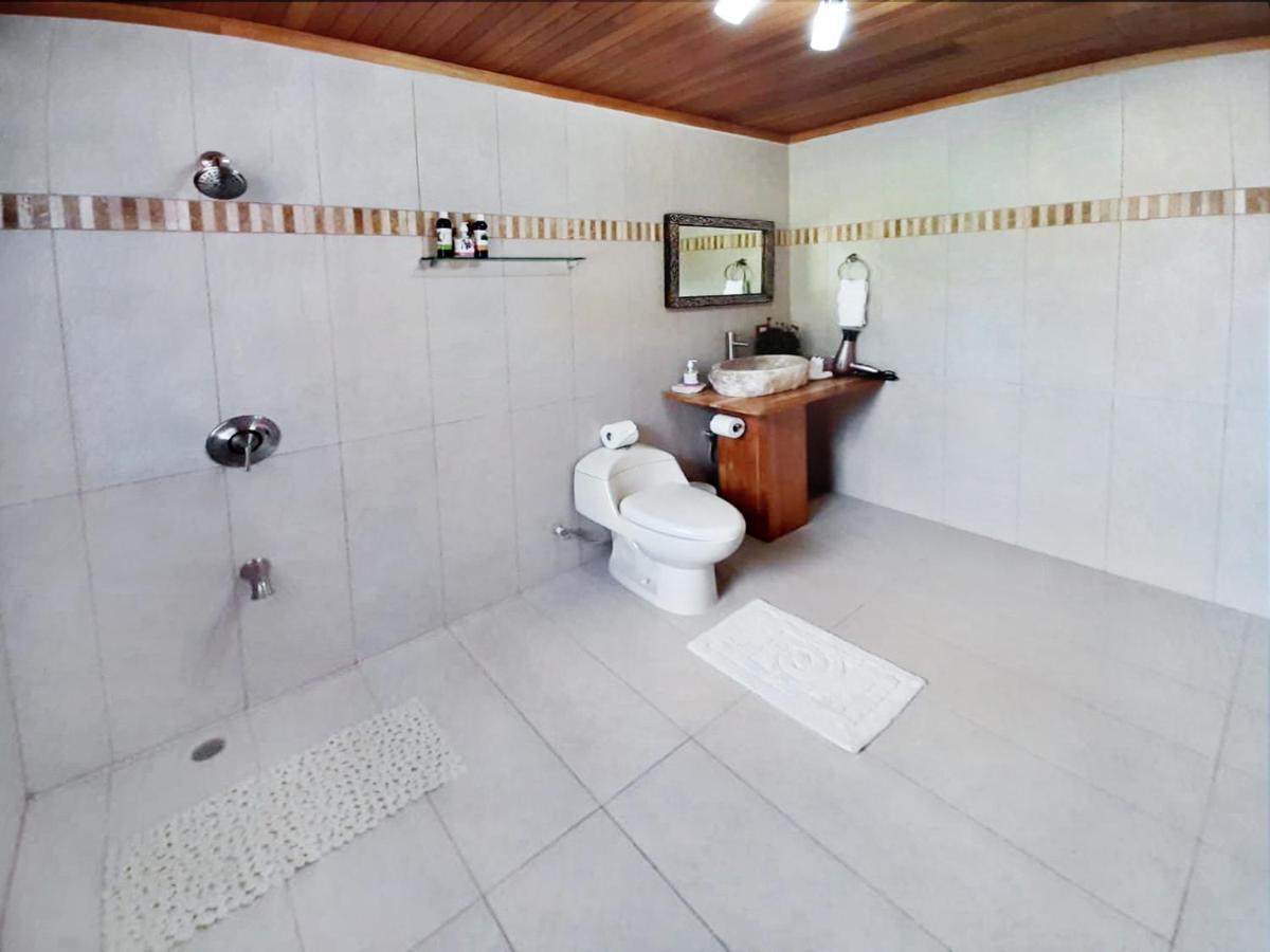 Luna Inn B&B Ciudad Cariari 外观 照片
